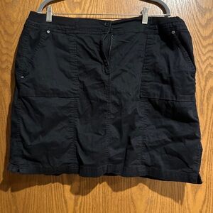 Karen Scott Black Skort